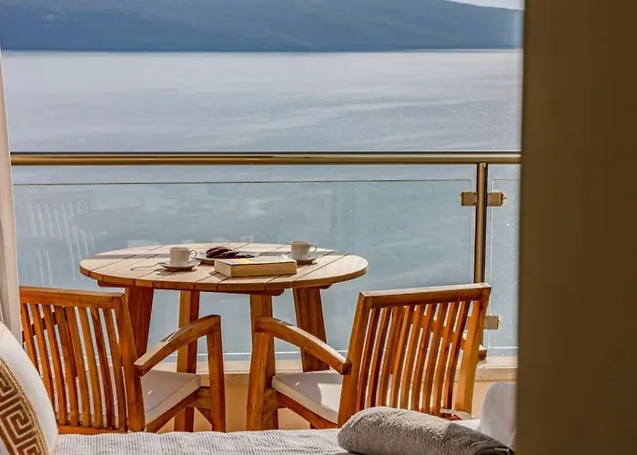 Villa Isabelle With Superb Views Ligia