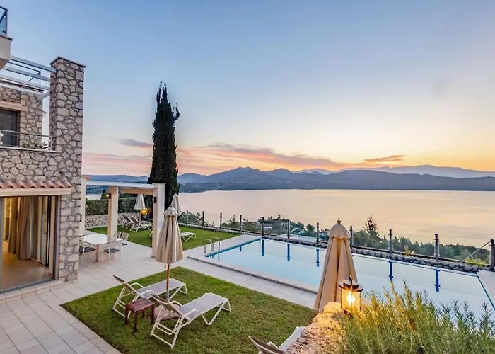 Isabelle With Superb Views Villa Ligia